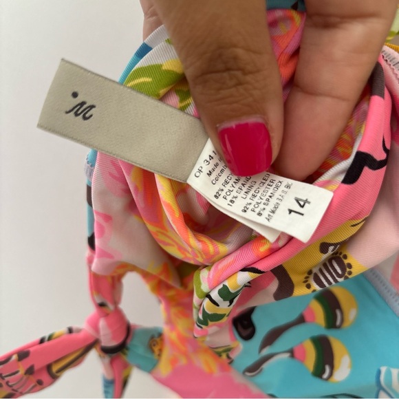 NWOT Maaji Swim Top - Picture 5 of 6